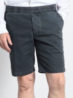 James Perse Men's Flat-Front Elastic-Waist Shorts Gray XL
